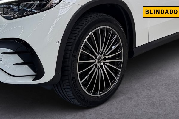 MERCEDES-BENZ GLC 300 2.0 MHEV AMG LINE 4MATIC 9G-TRONIC 2025/2026 MERCEDES-BENZ GLC 300 2.0 MHEV AMG LINE 4MATIC 9G-TRONIC 2025/2026